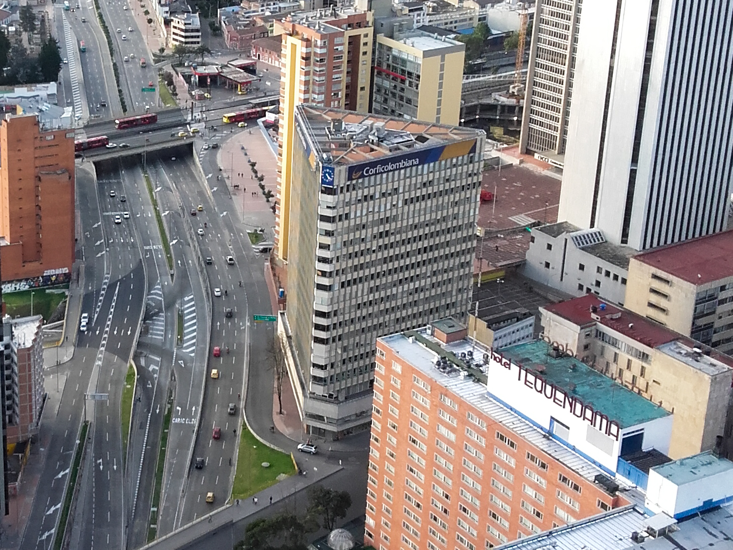 Avenida El Dorado de Bogota Cund