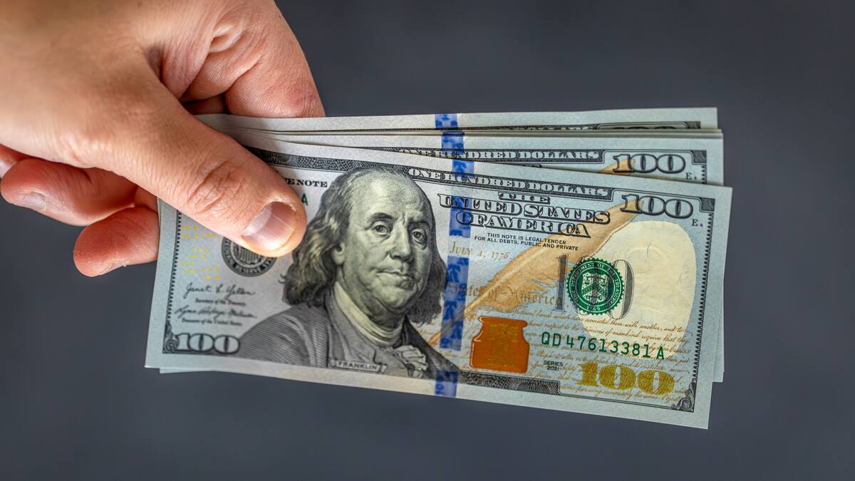 el precio del dolar en mexico fue de R3WEIXU6DZAFVAUXSPVKV7TKYA